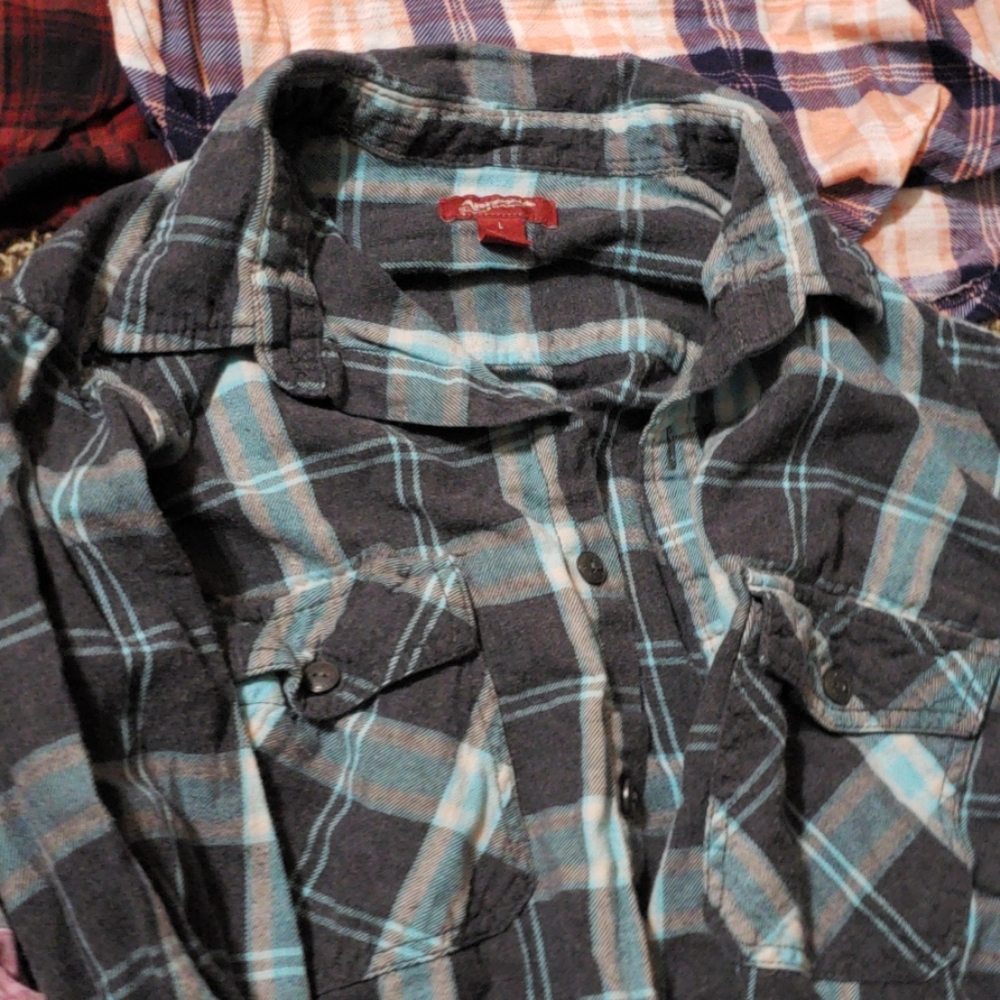 Flannel bundle! - Picture 5 of 5
